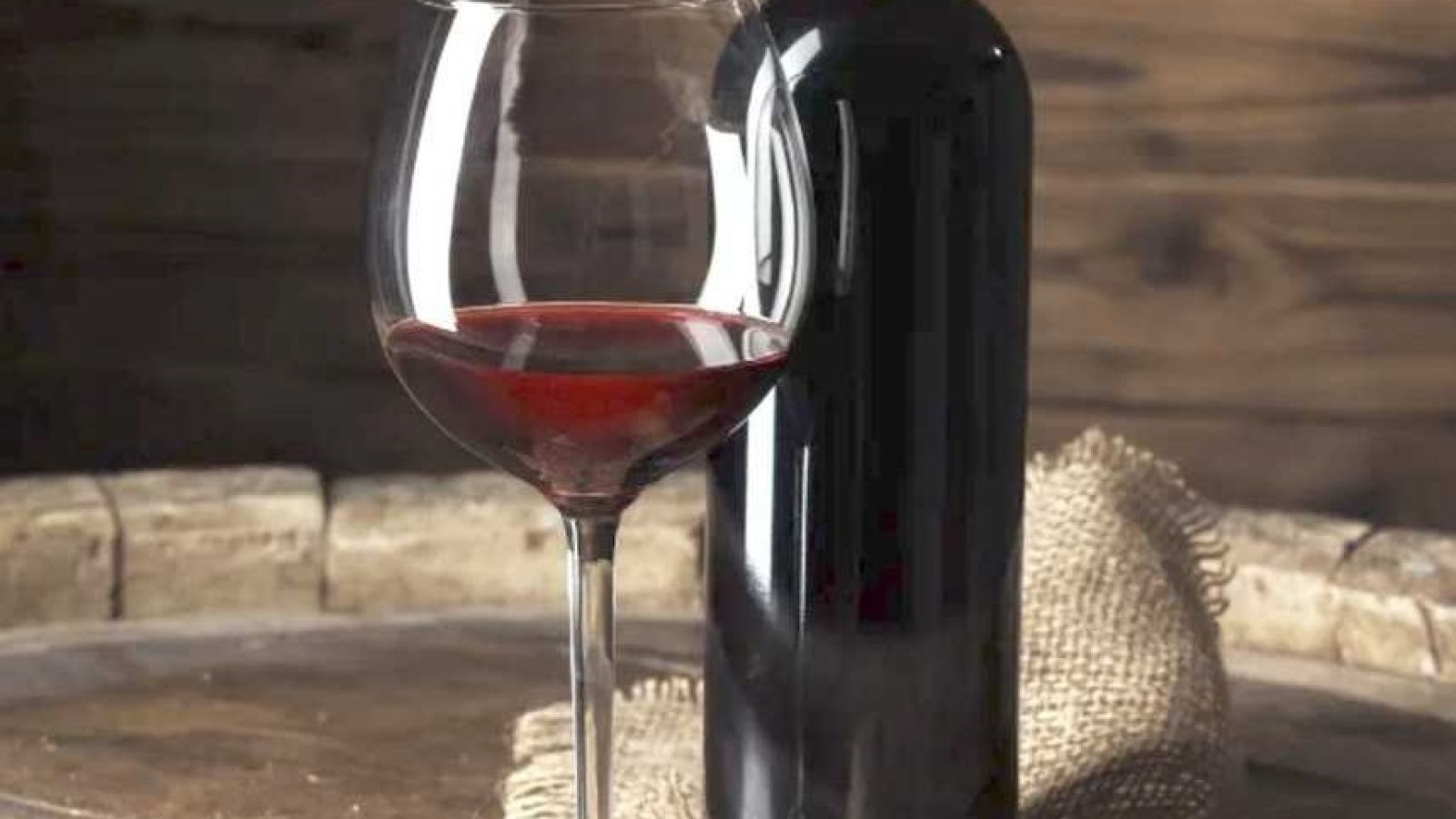 VINO E TERRITORIO, POLESE DA WINE&amp;SIENA: «LA BASILICATA ENTRA NELLA CHAMPIONS LEAGUE DELL'ENOLOGIA MONDIALE